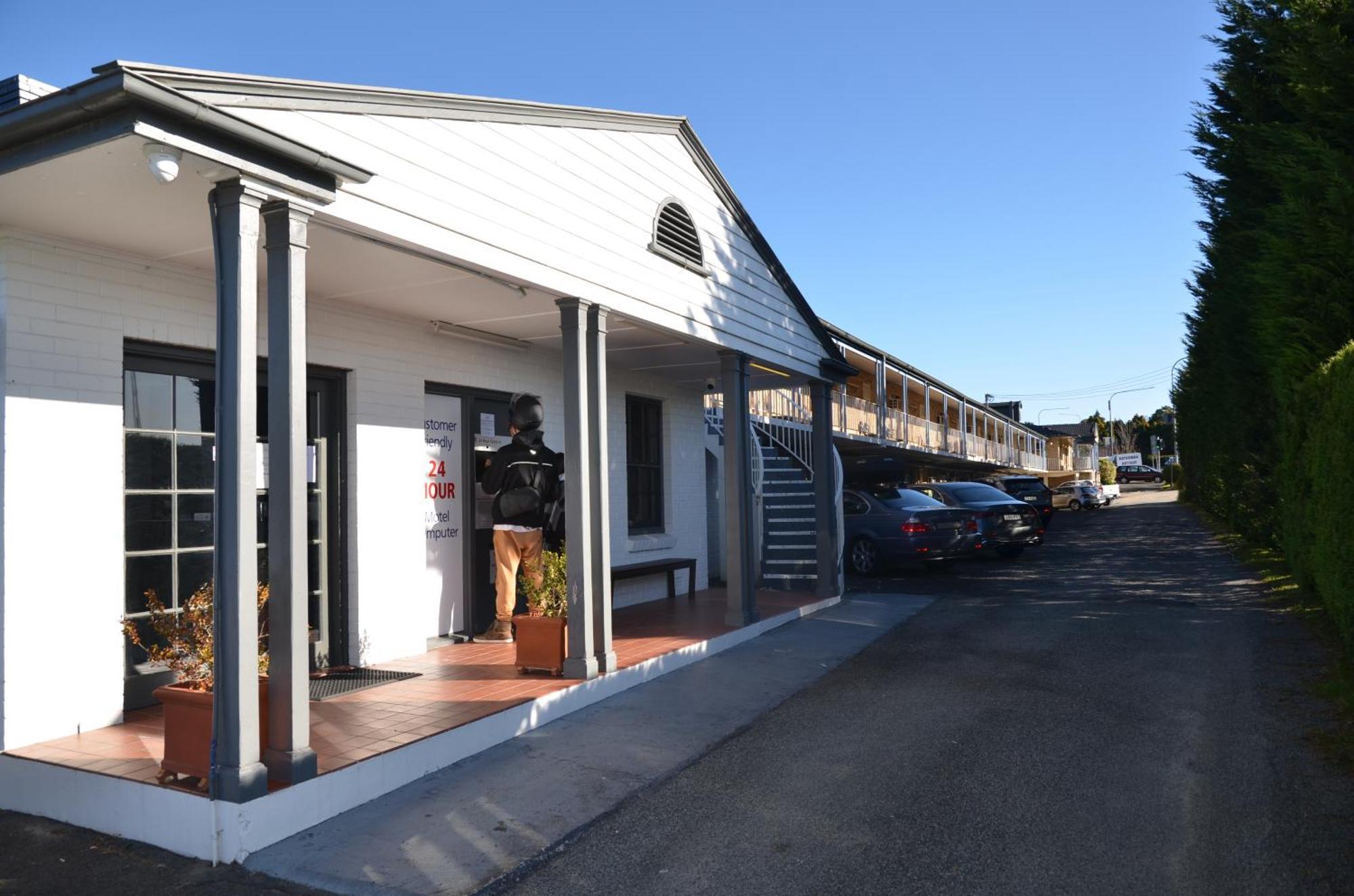 Blue Mountains Highway Motel 肯图巴 外观 照片